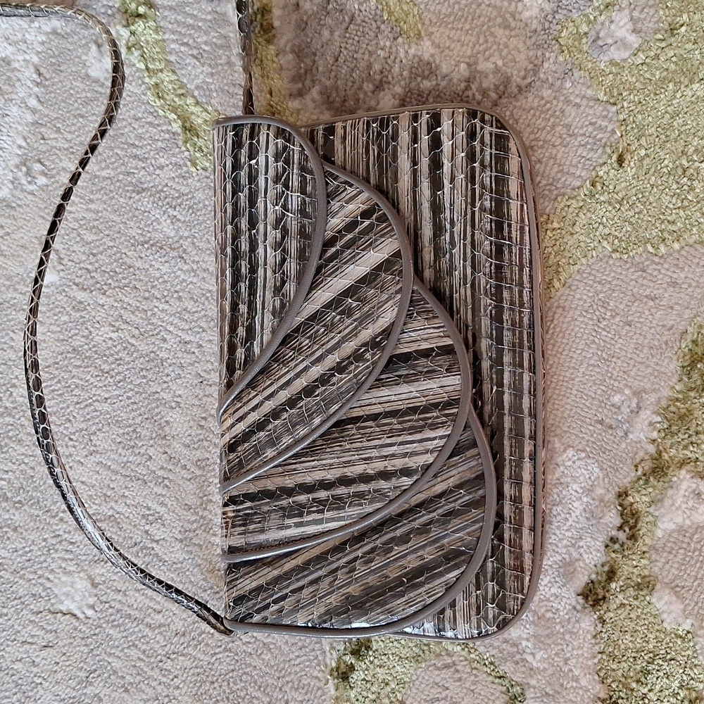 NEW Snakeskin vintage purse by Finesse Lamodel